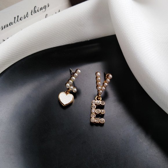 Myth X Dream Jewelry - LOVE mini pearls rhinestone Drop Earrings